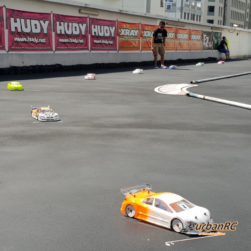 Free 30mins RC Model Car Racing With Purchase Of 2 x 30min Package
