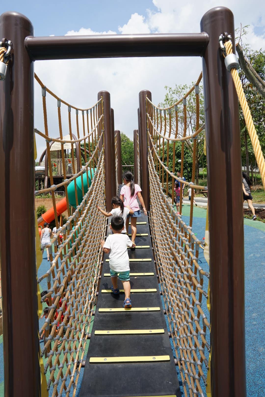 Mummy Georgina and Her Kids Visit Admiralty Park Playground - BYKidO