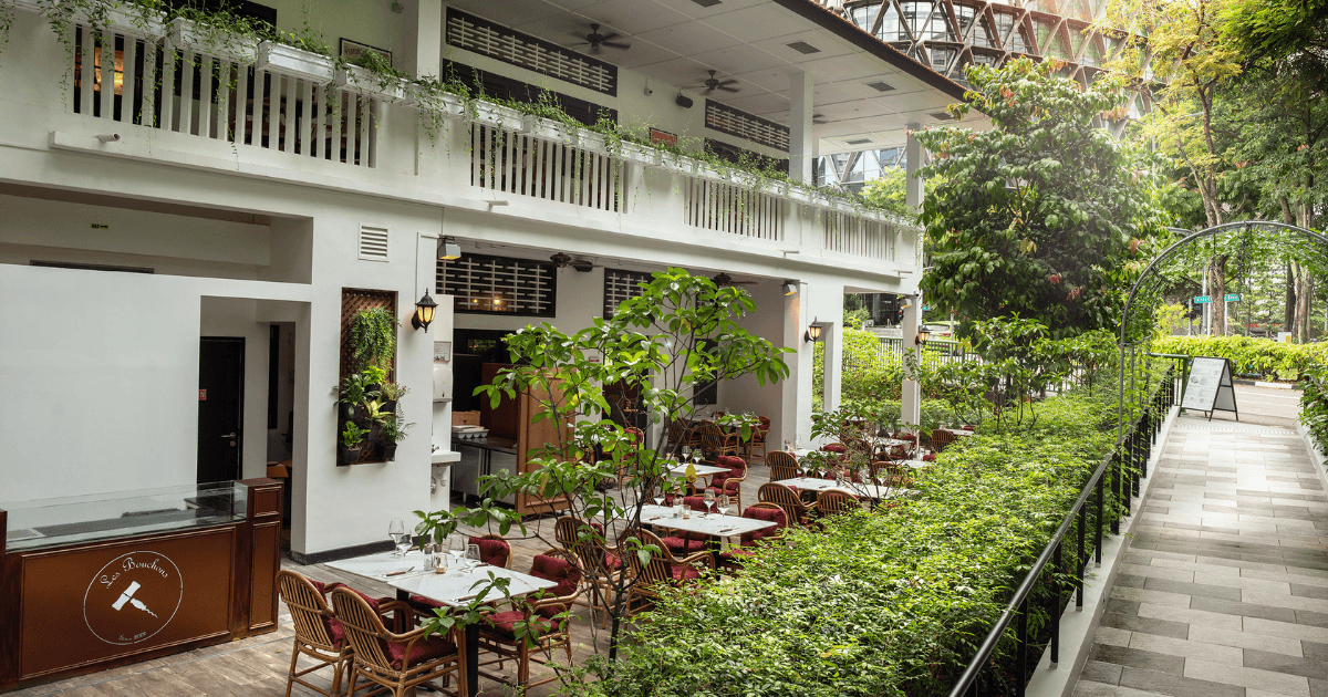 Les Bouchons Makes A Grand Entrance At Rochester Commons - BYKidO