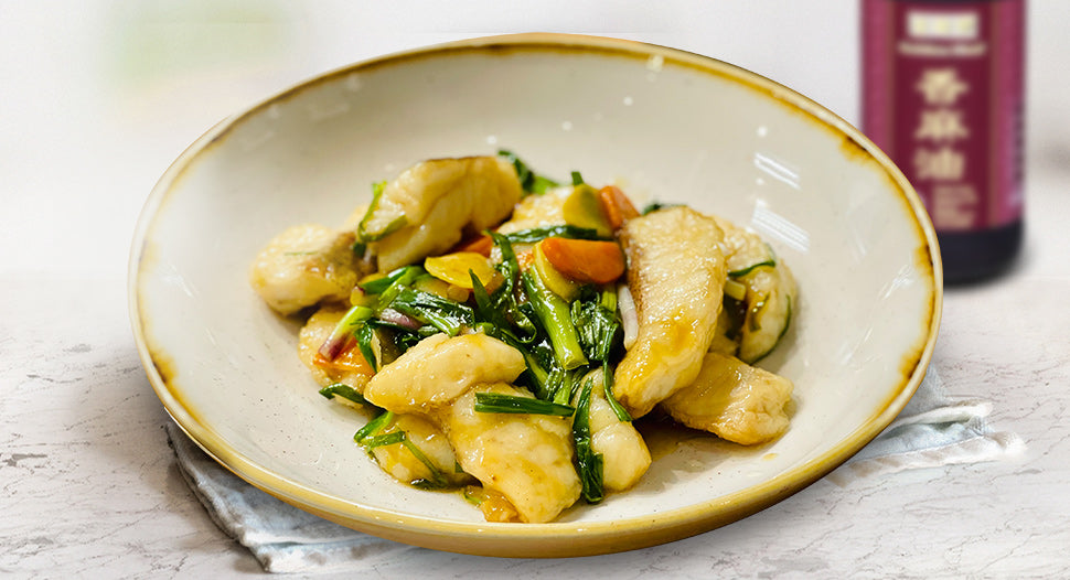 Stir-Fried Spring Onion Ginger Fish with Fragrant Sesame Oil