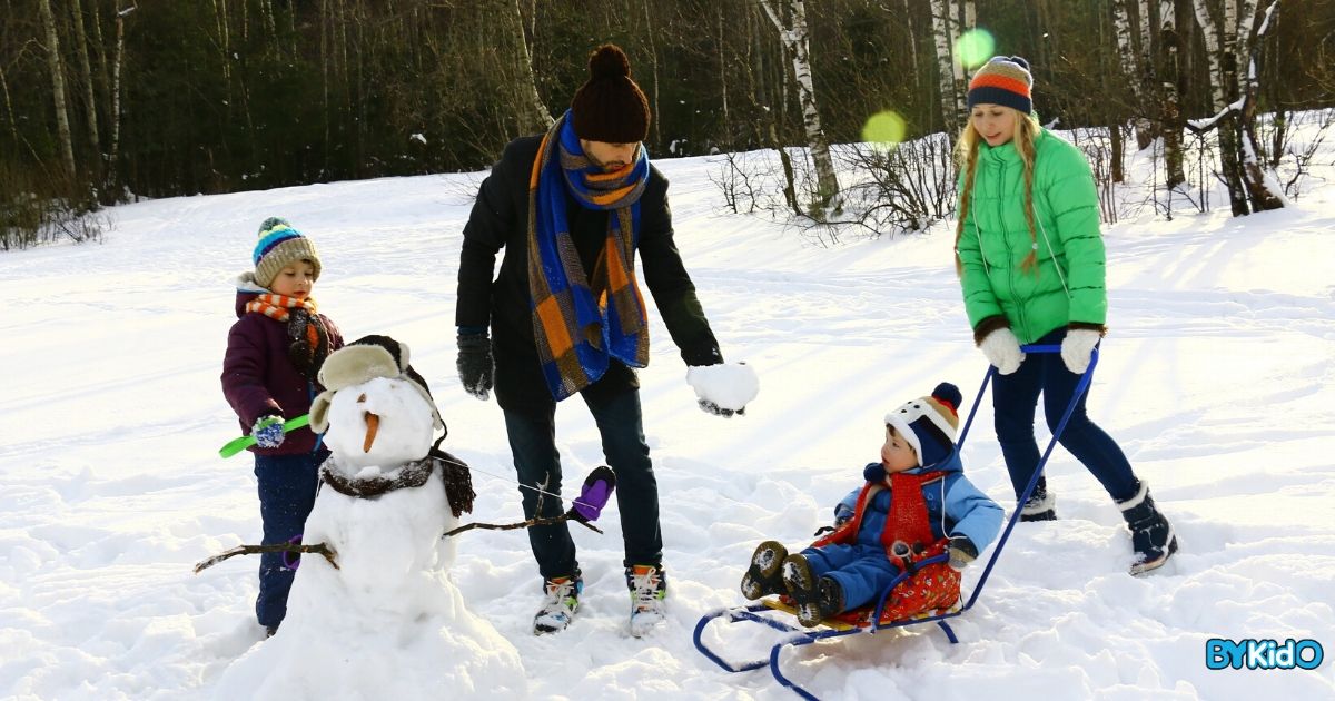 7 Tips to Keep Your Kids Warm on Your Winter Vacation - BYKidO