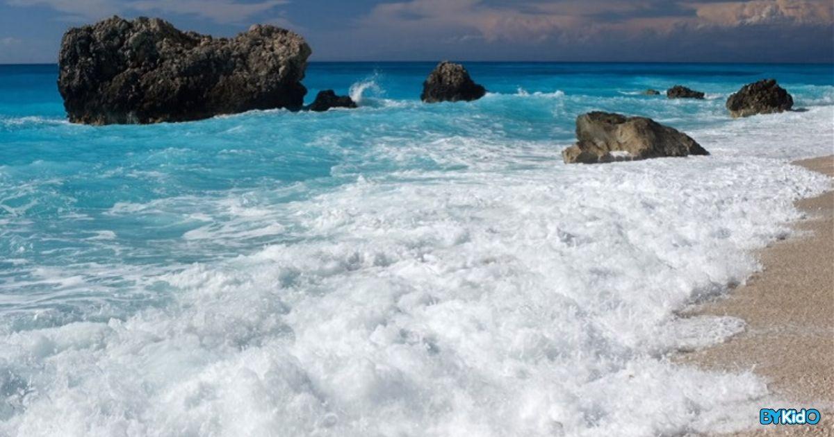 4 Ways to Enjoy a Beach Vacation at Home with Your Kids - BYKidO