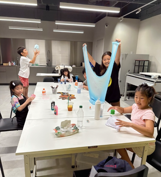 We Art Holiday Art Camp (5 - 9 Years Old)